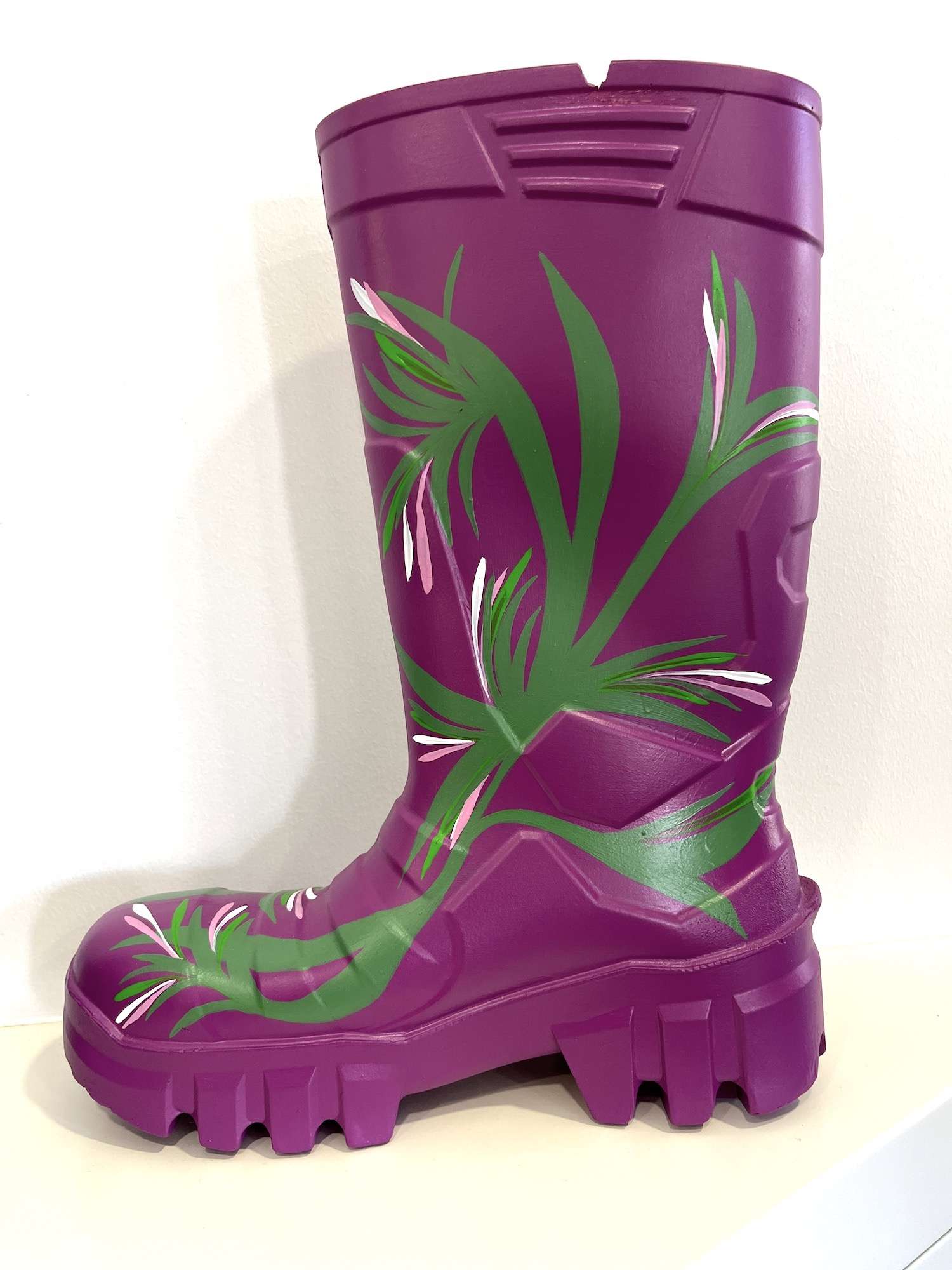 Bota reciclaje pintura stoupa